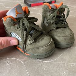 Brand New Never Been Warrant size 6
