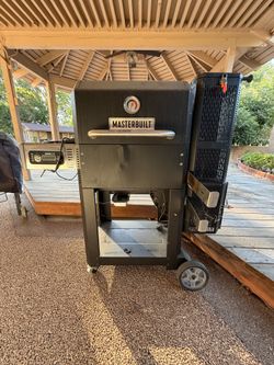 Automatic feed Charcoal grill