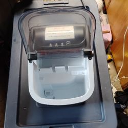 Aglucky Counter Top Ice Maker