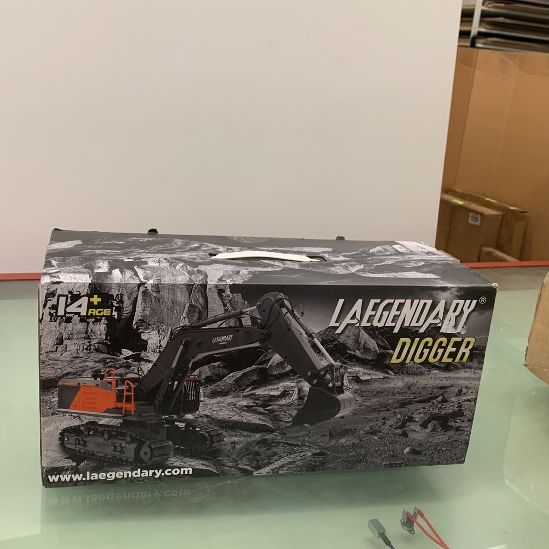 Visit the LAEGENDARY Store 4.3 out of 5 stars515 Reviews LAEGENDARY RC Excavator - Remote Control Excavator - Electric, Hobby-Grade Construction Vehic