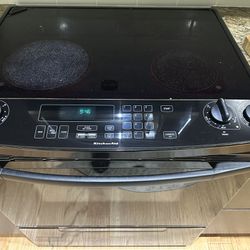 Kitchen Aid Oven / Stove 