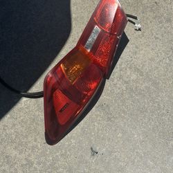 Lexus oem taillights 2007 is250