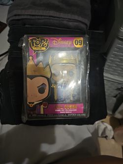 PoP PIN DISNEY EVIL QUEEN