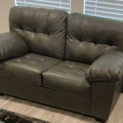 Leather Couch & Loveseat 