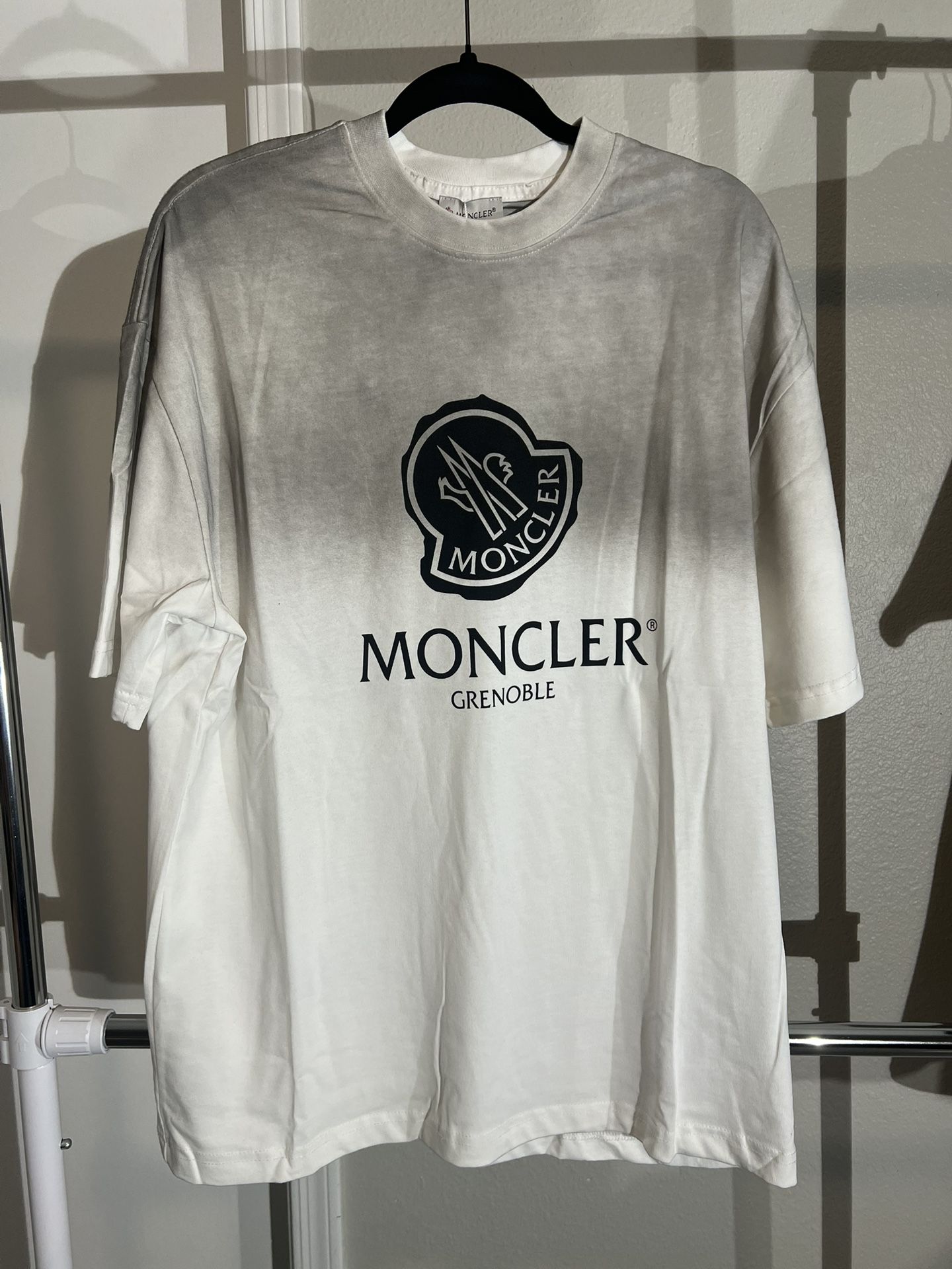 Moncler T-Shirt Size L