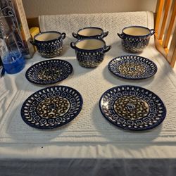 Vintage Poland Dishes Boleslawiec Double Handle Pot Crock & 4 Bread Plates
