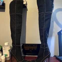 Fashion Nova Rich Stud Heel Boot Black 6.5 