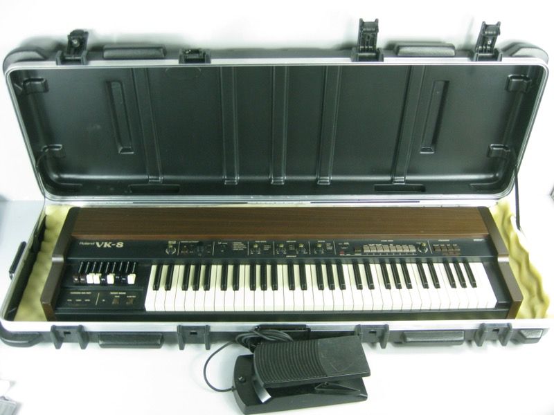 ROLAND VK-8 Drawbar Combo Organ + SKB case w/ wheels + Pedal VK 8