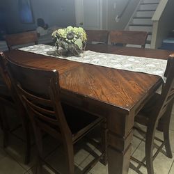 Dining Room Table 