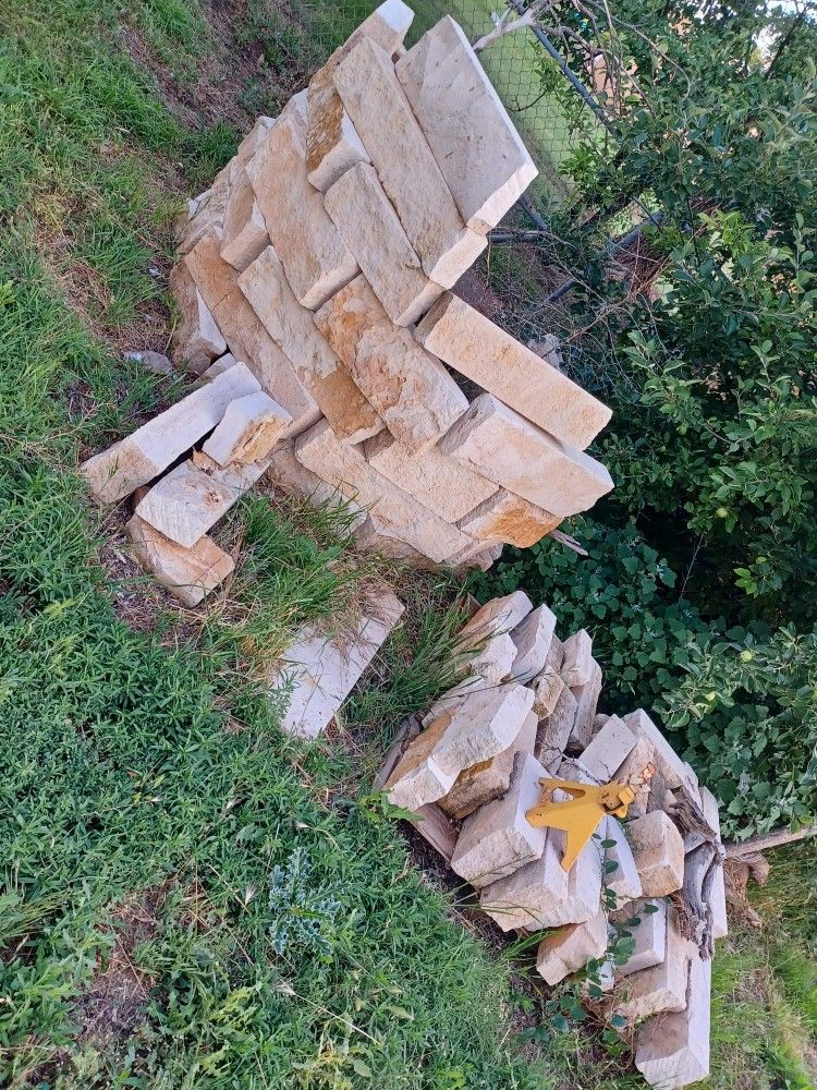 Natural Rock Stones