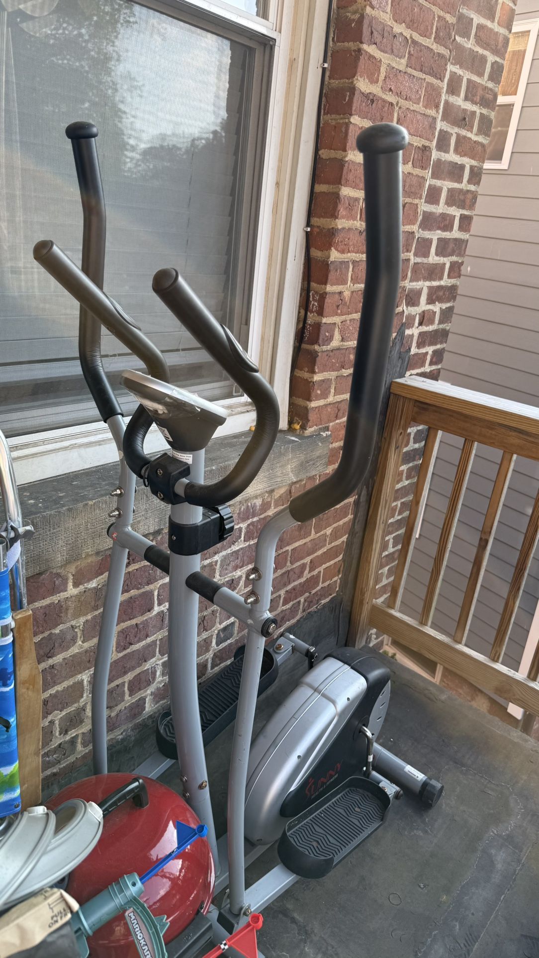 Free Elliptical Machine