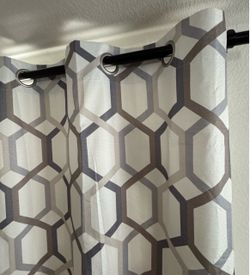 Room Darkening Grommet Curtain Panels – 40x80 – Like New