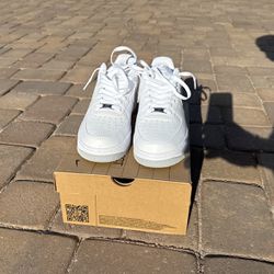 Nike Af 1 White and Grey Size 10