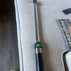 Proto Torque Wrench And 15 Piece Socket Set