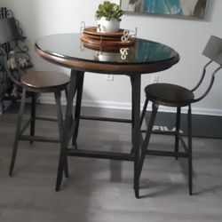 World Market Heavy Duty Bistro Set In Great Condición Included Glass Top, $385 OBO