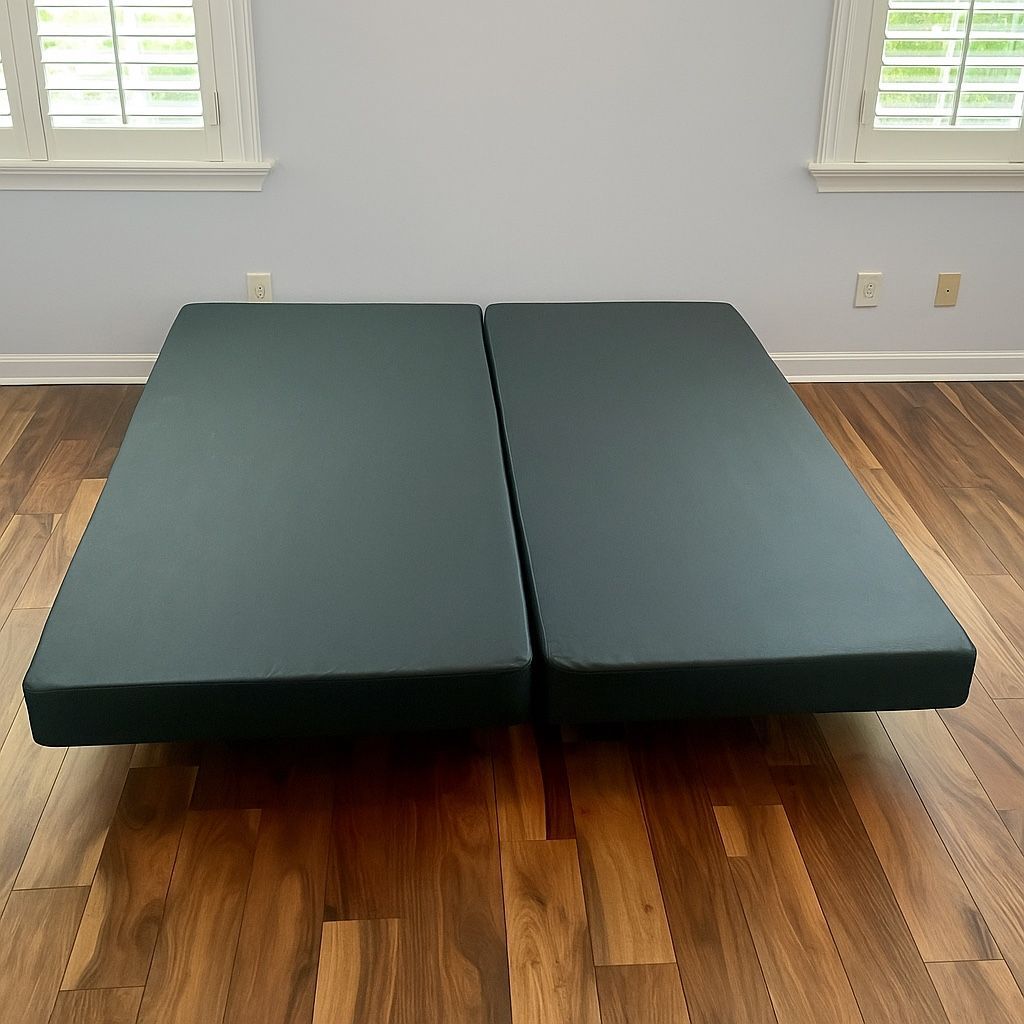 King Size BOX SPRINGS Foundation for Mattress New Of Factory With it’s Plastic Available In All Size Same Day Delivery 🚚