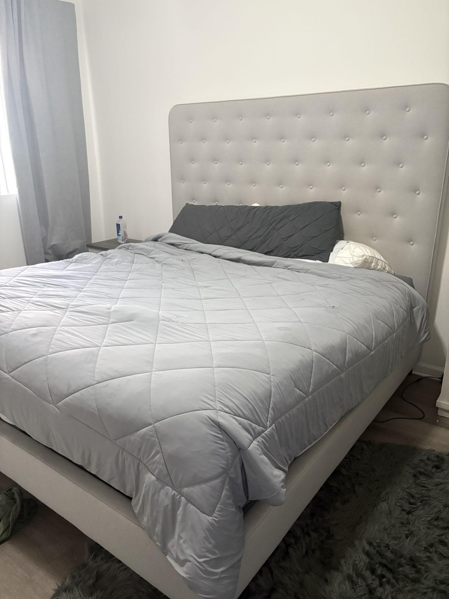 Fully Adjustable King Bed With New Mattress Head Board