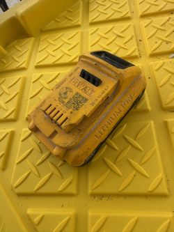 Dewalt Battery