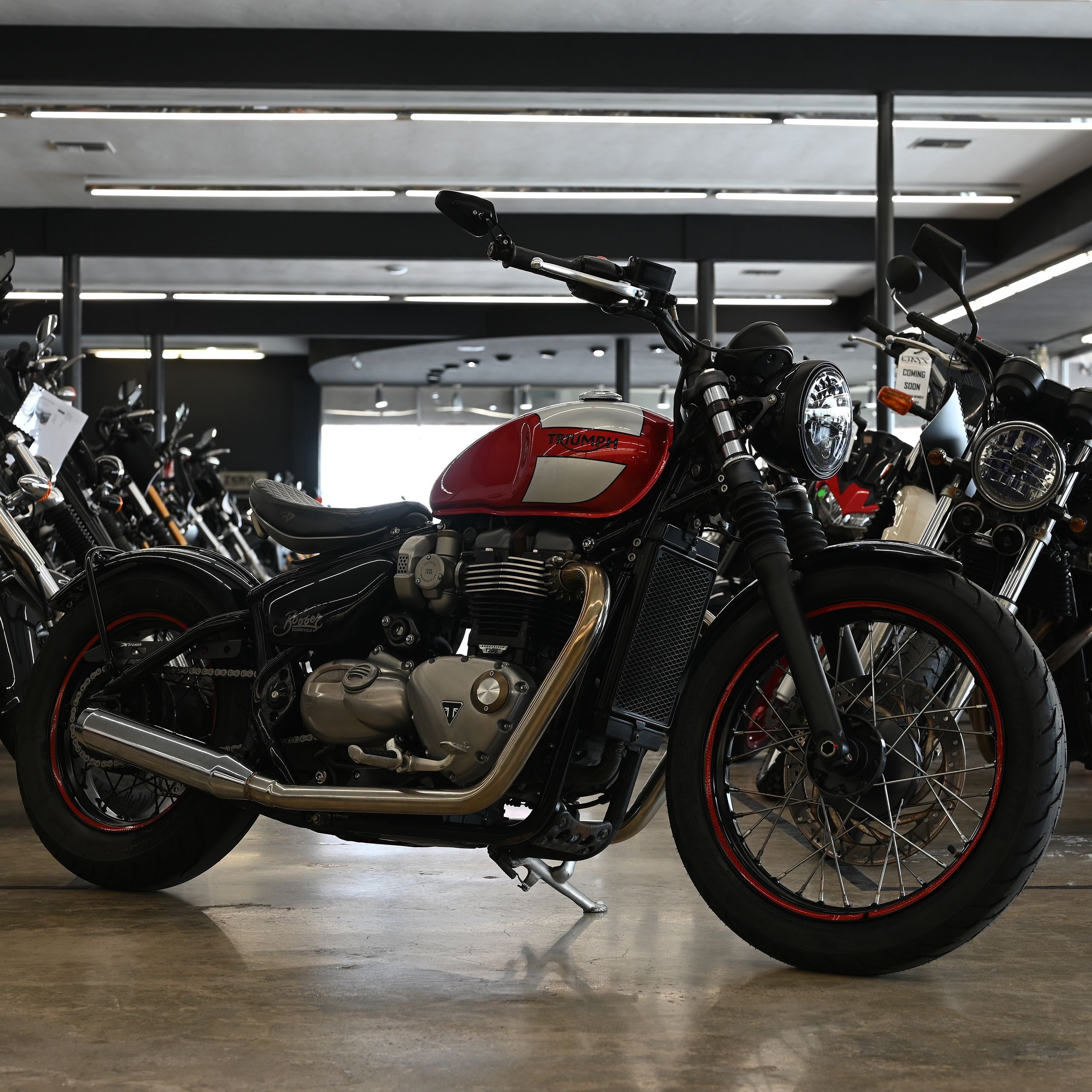 2018 TRIUMPH BONNEVILLE BOBBER