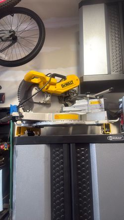 DeWalt