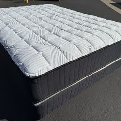 Cal King Royal Bamboo Supreme Mattress And Boxspring!