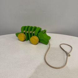 PlanToys Wooden Dancing Alligator Pull Toy