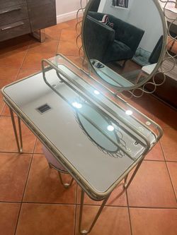 Vanity / Table with Chair