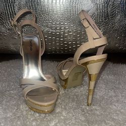 NEW Addison BEBE Platform stiletto heels