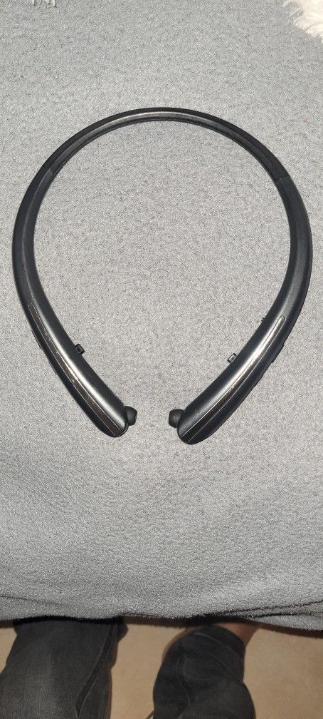 HX 801 WIRELESS BLUETOOTH HEADPHONES + CHARGER 