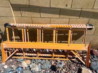Yellow Metal Scaffold Guard Rail Frame