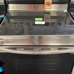 SAMSUNG NE63ASS 6.3 cu. ft. Smart Freestanding Electric Range Stove 6O