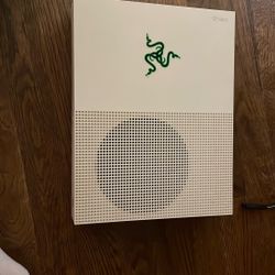 Xbox 1 S *Read Desc* Price Negotiatable