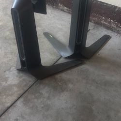 Monitor Stand Black And Skillsaw Mk 