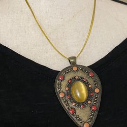 Yellow-Gold Multi Strand Wire Choker Necklace Jewel Teardrop Bronze Tone Pendant