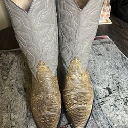 Armadillo Boots Custom made