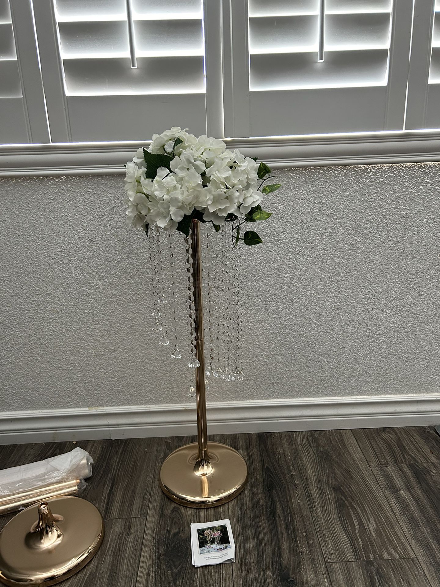 Flower Centerpiece Stand With Crystals 4 Pc Set