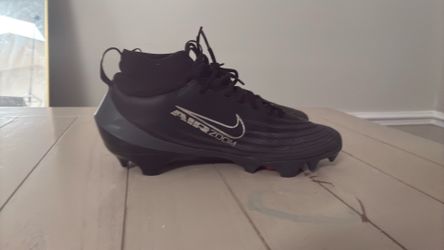 Nike air cleats black