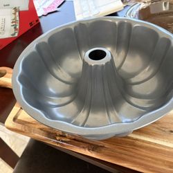 Budnt Cake Mold