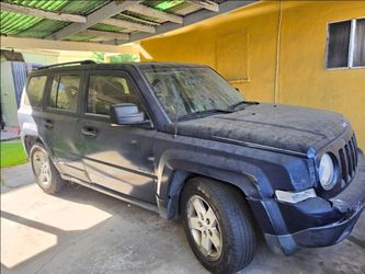 2015 Blue Jeep Patriot