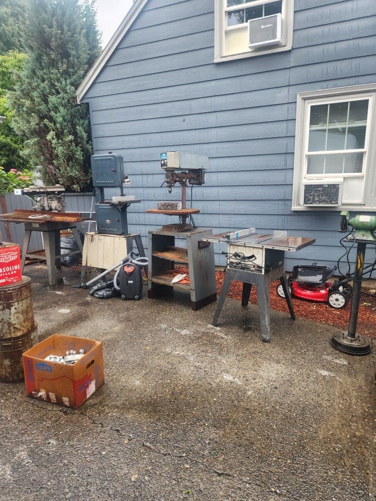 Carpentry Tools