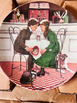 Edwin Knowles “Valentines Day” collectable plate.