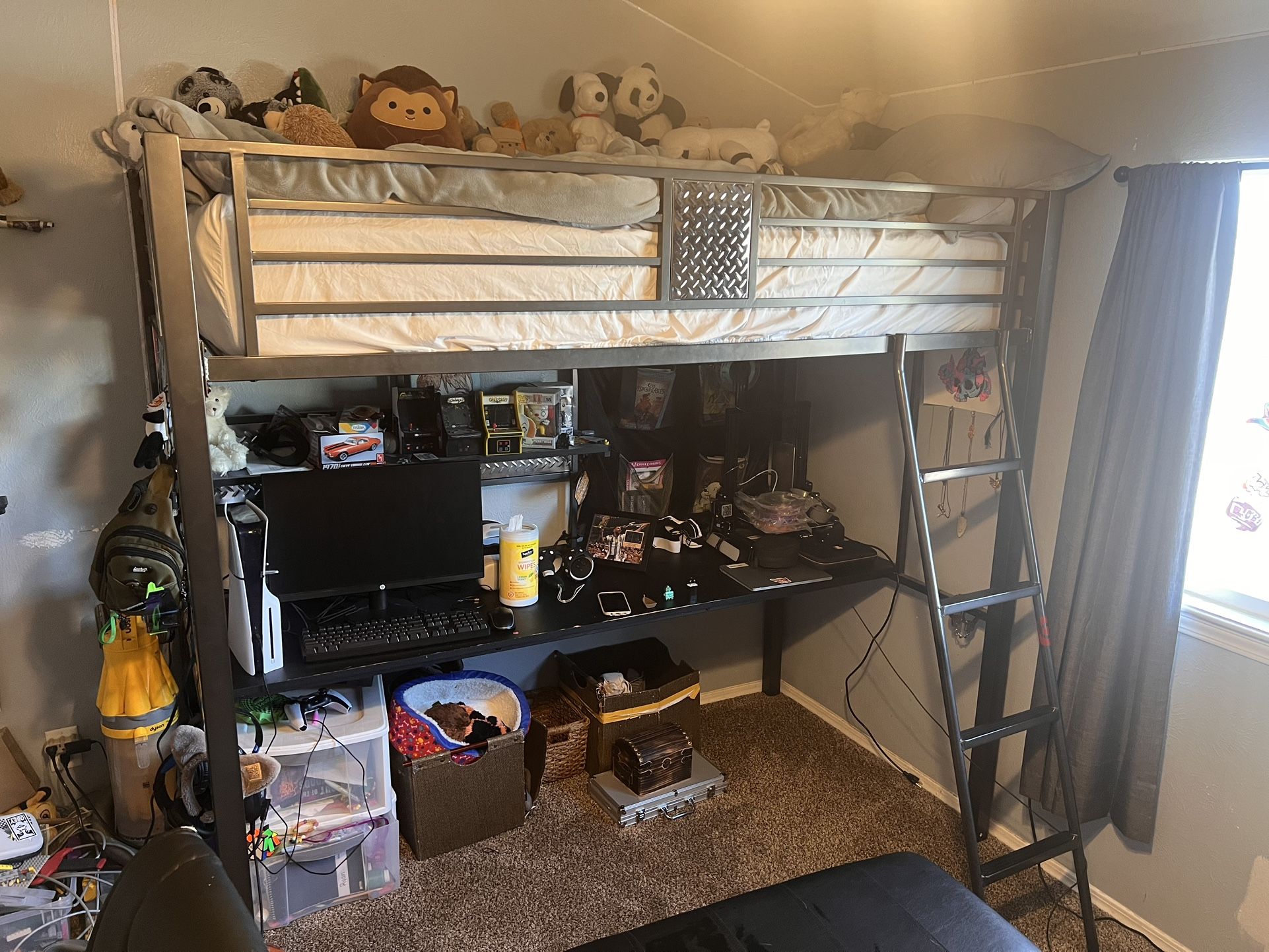 Twin Loft Bed Set