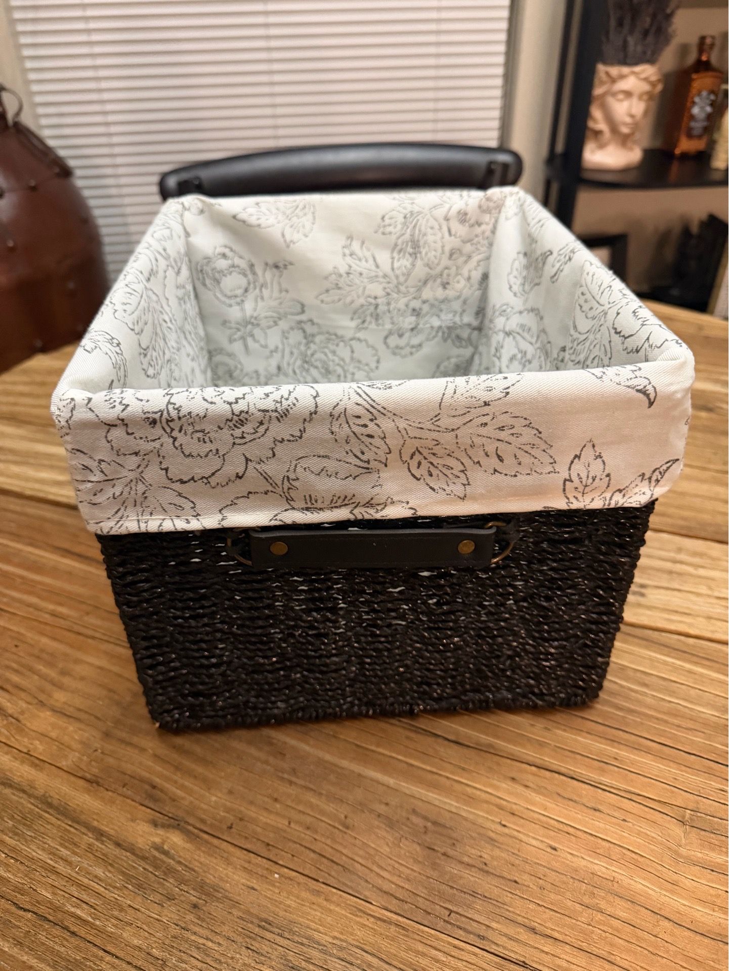 Wicker Storage Basket with fabric floral liner and handles