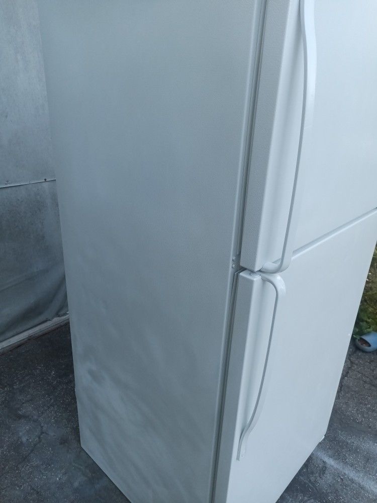 Whirlpool Refrigerator