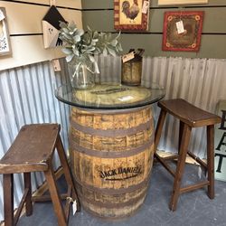 Jack Daniels Whiskey Barrel Table