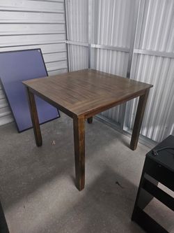 Free table