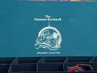 Christmas Ornament Collection  25 Piece Set