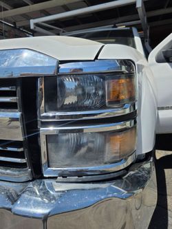 Headlight 14-18 silverado