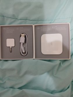 SQUARE CARD READER
