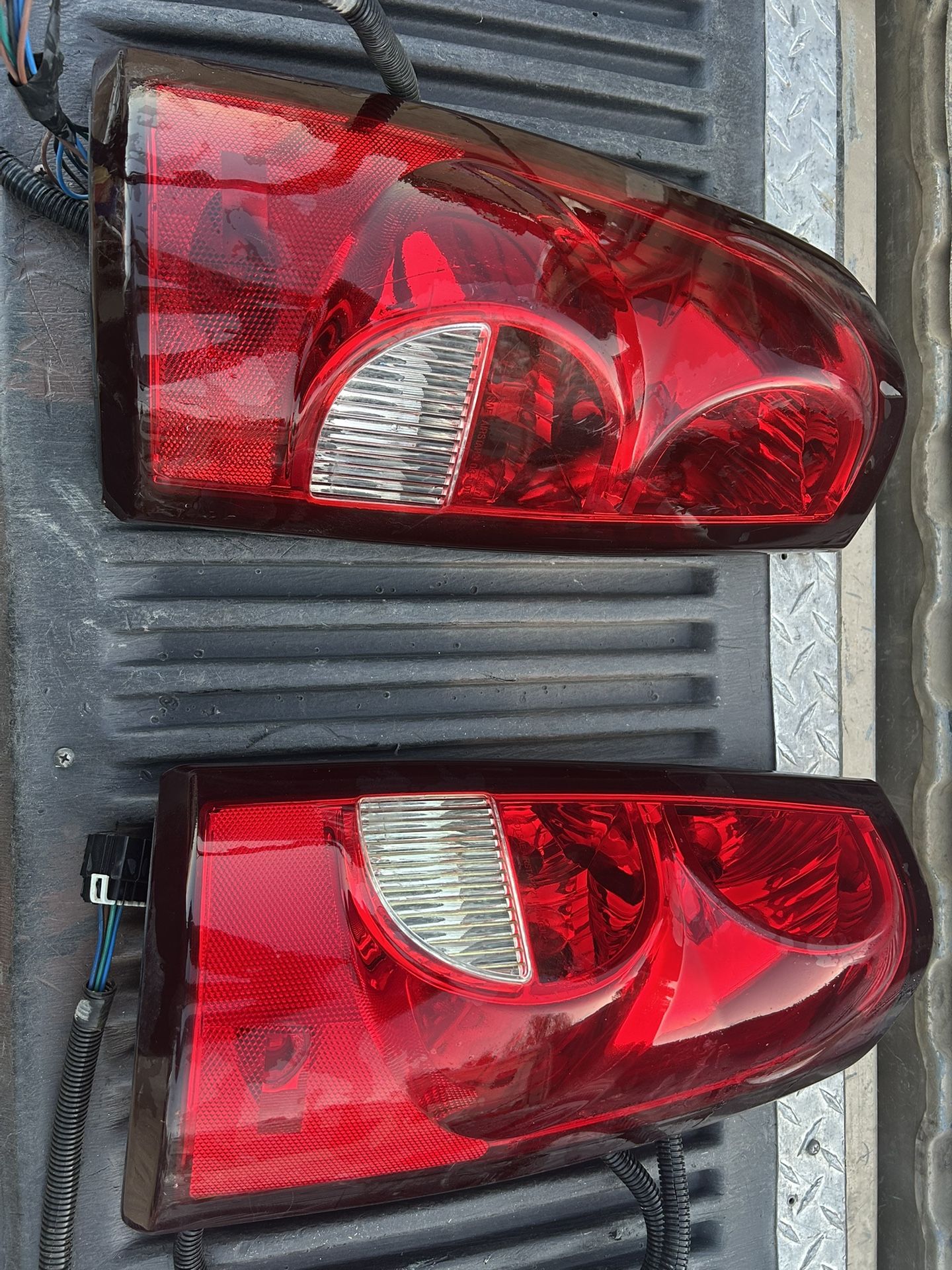 2002-2007 Chevy Tail Lights